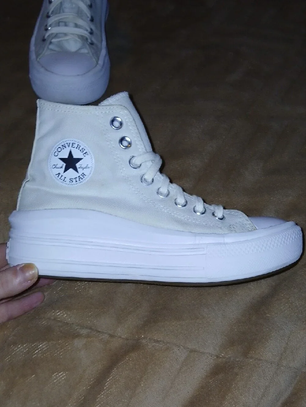 Womens Converse Chuck Taylor All Star Platform High Top Sneakers - White Sz: 6